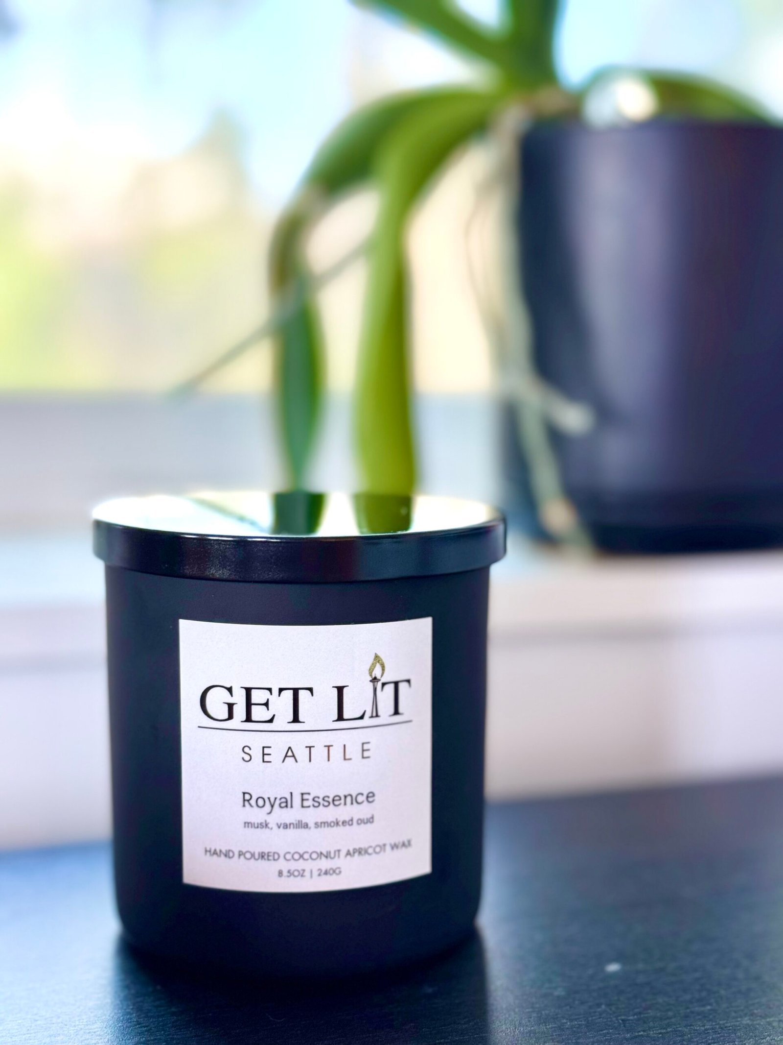 Royal Essence Candle