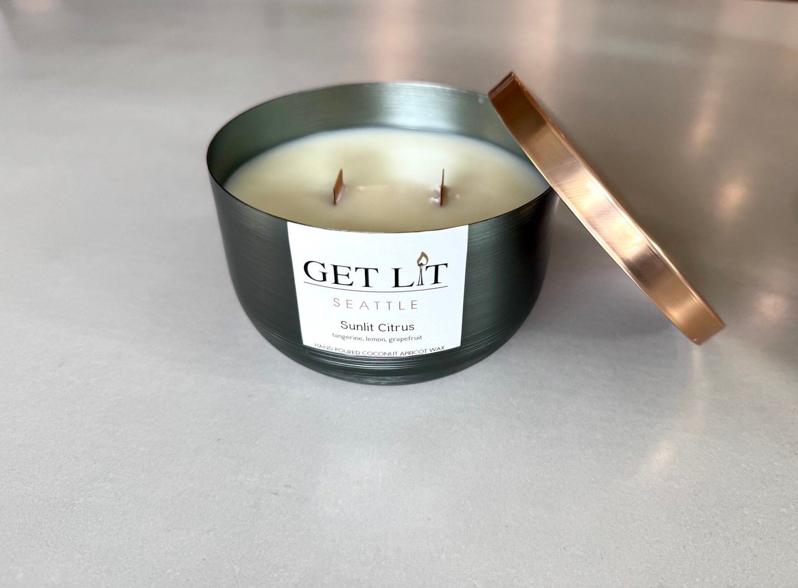 Sunlit Citrus Large Candle - Image 2