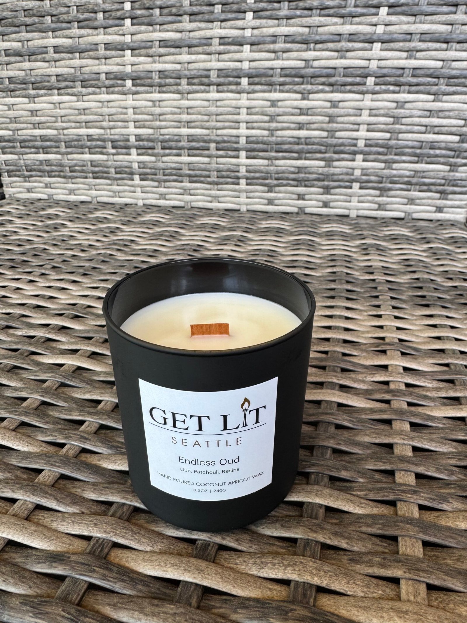 Endless Oud Candle - Seasonal - Image 2