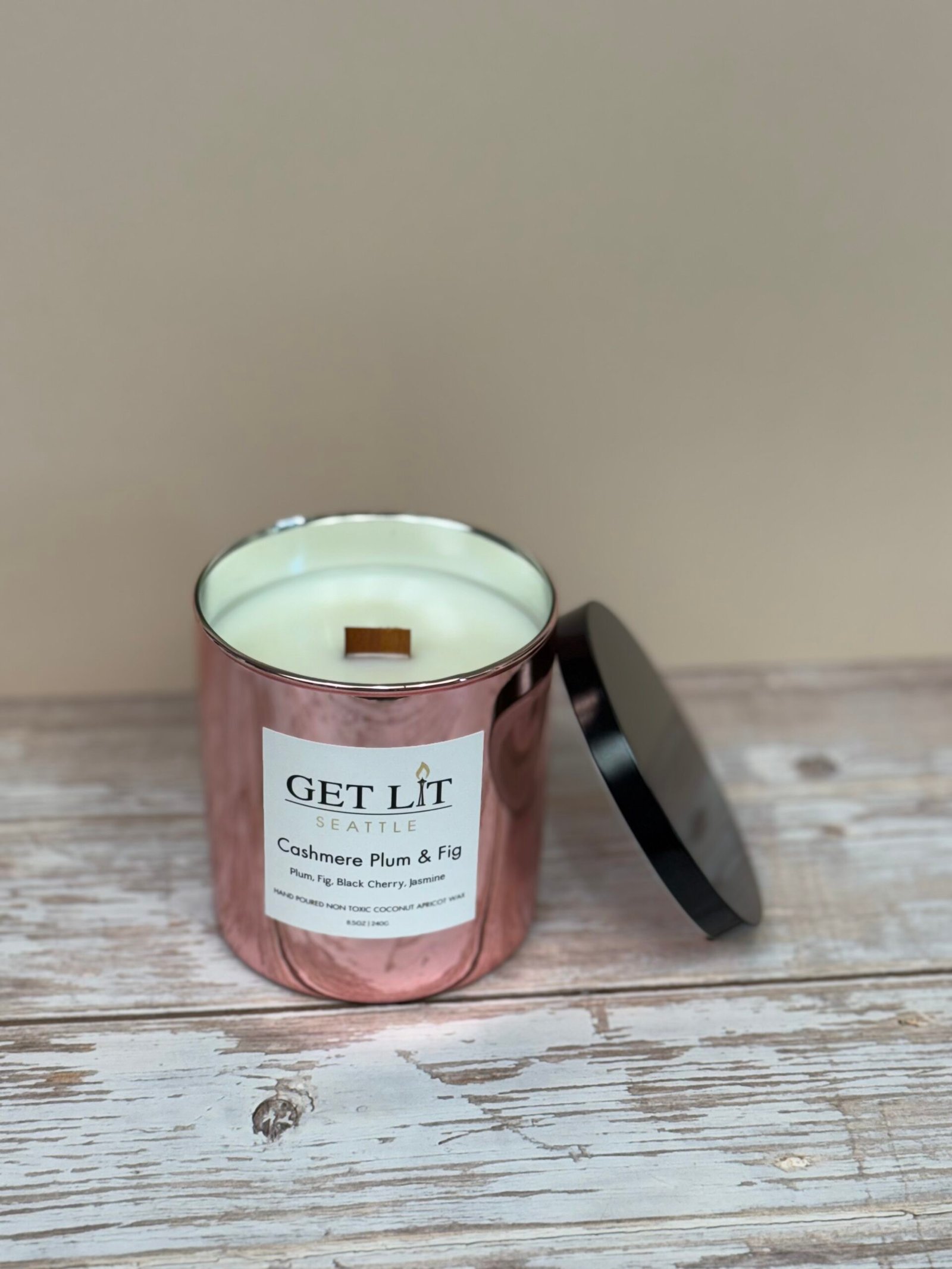 Sea Salt & Coastal Berries Candle Pink - Seasonal - Image 2